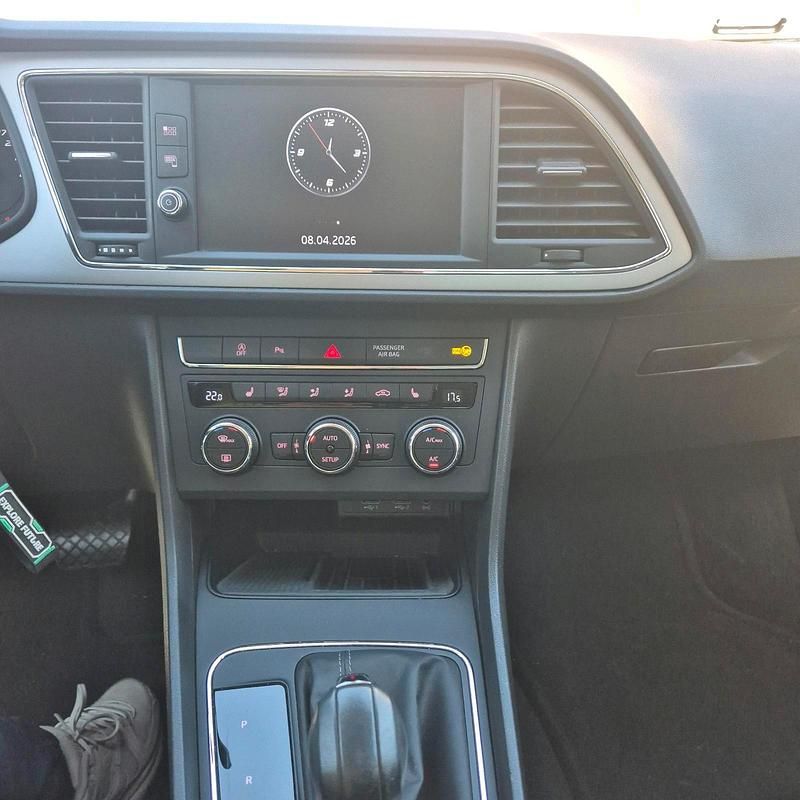 Gebraucht Seat Leon 2019 Schwarz Limousine