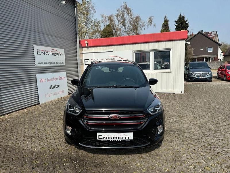 Gebraucht Ford Kuga ST-Line 150 PS (110 kW) 2019 Schwarz SUV
