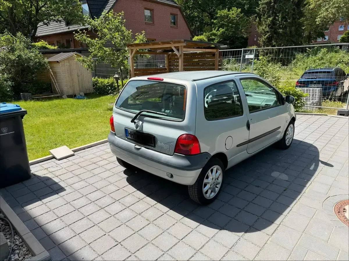 Gebraucht Renault Twingo 58 PS (42 kW) 2006 Silber Kleinwagen