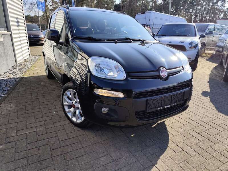 Colore estern (cinema schwarz) Gebraucht 2018 Fiat Panda Lounge Kleinwagen | 8.000 € - Bild 1/4