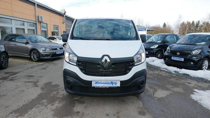 Gebraucht Renault Trafic 95 PS (69 kW) 2019 Other Van / Kleinbus