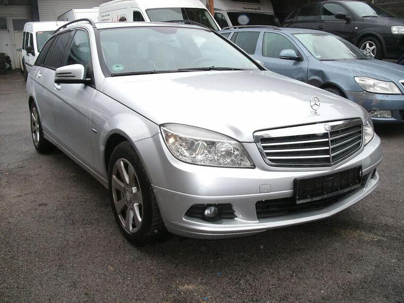 Silber Gebraucht 2010 Mercedes C180 Kombi | 6.000 € (Fairer Preis) - Bild 1/4
