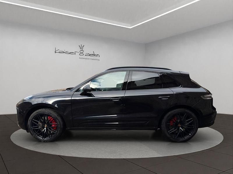 Gebraucht Porsche Macan GTS 441 PS (324 kW) 2023 Tiefschwarzmetallic SUV
