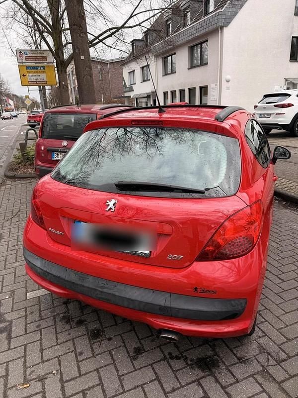 Gebraucht Peugeot 207 109 PS (80 kW) 2006 Rot Kleinwagen