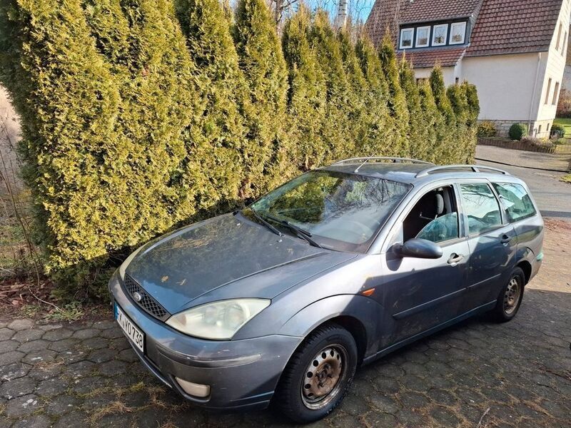 Braun Gebraucht 2003 Ford Focus Kombi | 650 € (Fairer Preis) - Bild 1/4