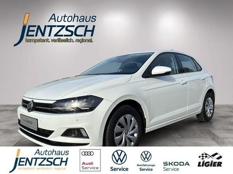 Weiß Gebraucht 2020 VW Polo Comfortline Limousine | 16.850 € (Fairer Preis) - Bild 1/4