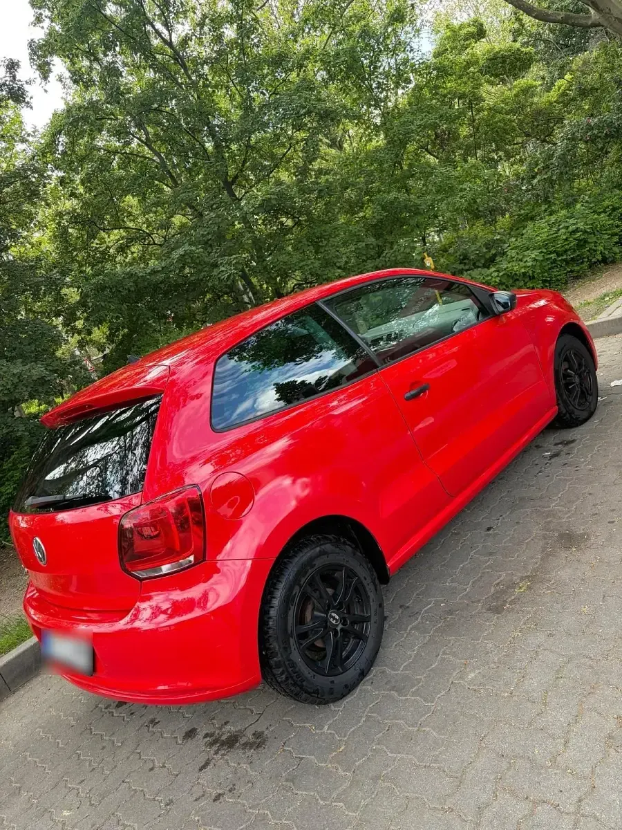 Gebraucht VW Polo 60 PS (44 kW) 2011 Rot Kleinwagen