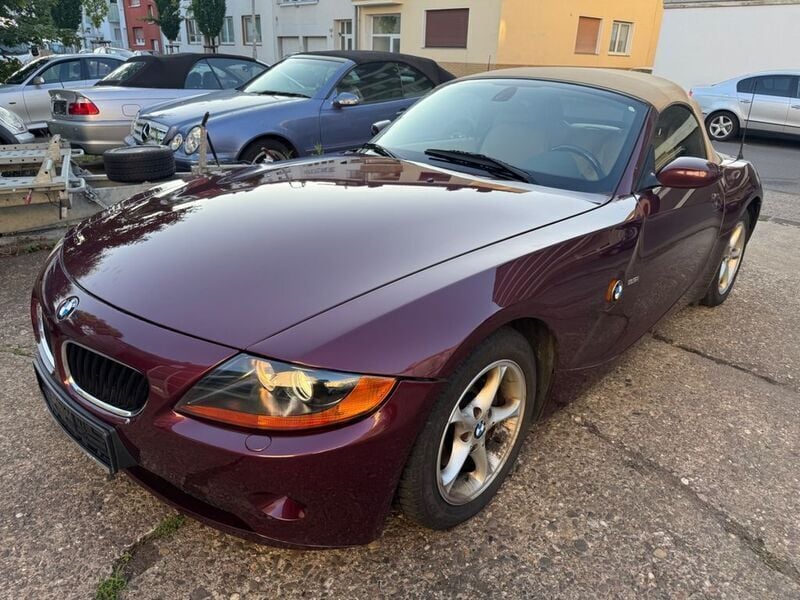 Gebraucht BMW Z4 Sport Line 192 PS (141 kW) 2003 Rot Cabrio