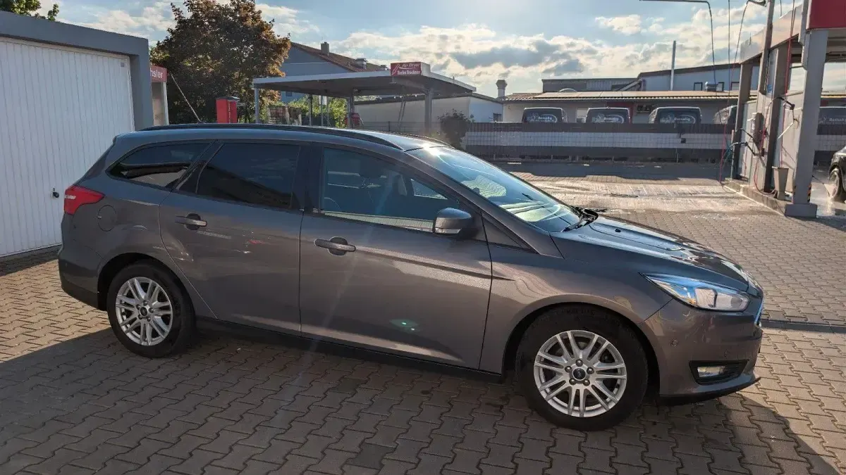 Używany Ford Focus Titanium 125 KM (91 kW) 2016 Szary Kombi