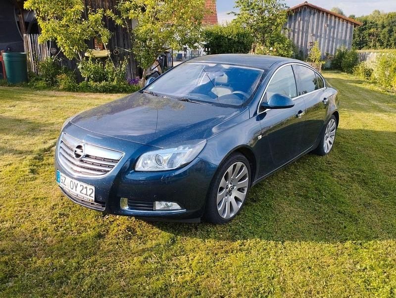 Gebraucht Opel Insignia Innovation 160 PS (117 kW) 2013 Blau Limousine