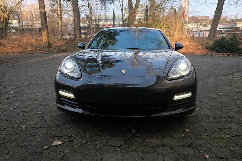 Gebraucht 2011 Porsche Panamera Coupé | 25.999 € - Bild 1/4