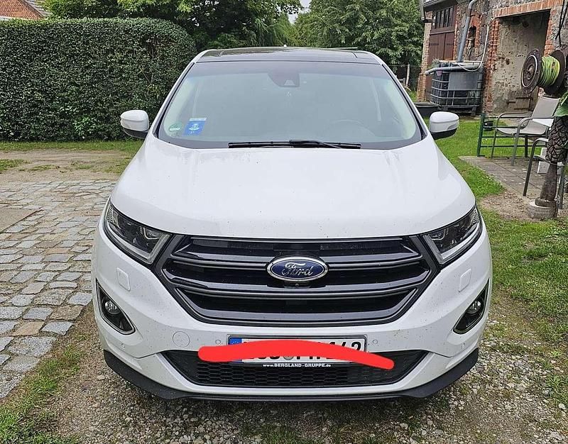Weiß Gebraucht 2018 Ford Edge ST-Line SUV | 23.500 € (Fairer Preis) - Bild 1/4
