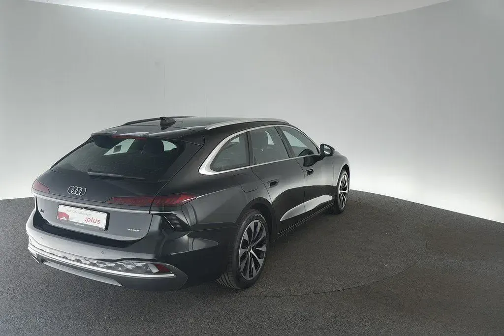 Gebraucht Audi A6 Ambiente 204 PS (150 kW) 2025 Mitternachtsgrün metallic Kombi
