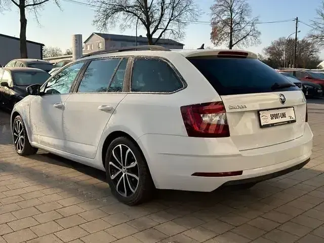 Gebraucht Skoda Octavia Soleil 150 PS (110 kW) 2020 Weiß Kombi