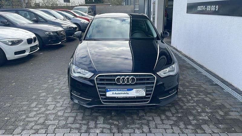 Gebraucht Audi A3 Premium 122 PS (89 kW) 2014 Schwarz Limousine