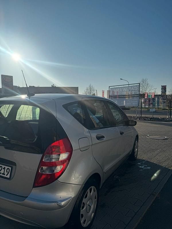 Gebraucht Mercedes A200 140 PS (102 kW) 2007 Silber Kleinwagen