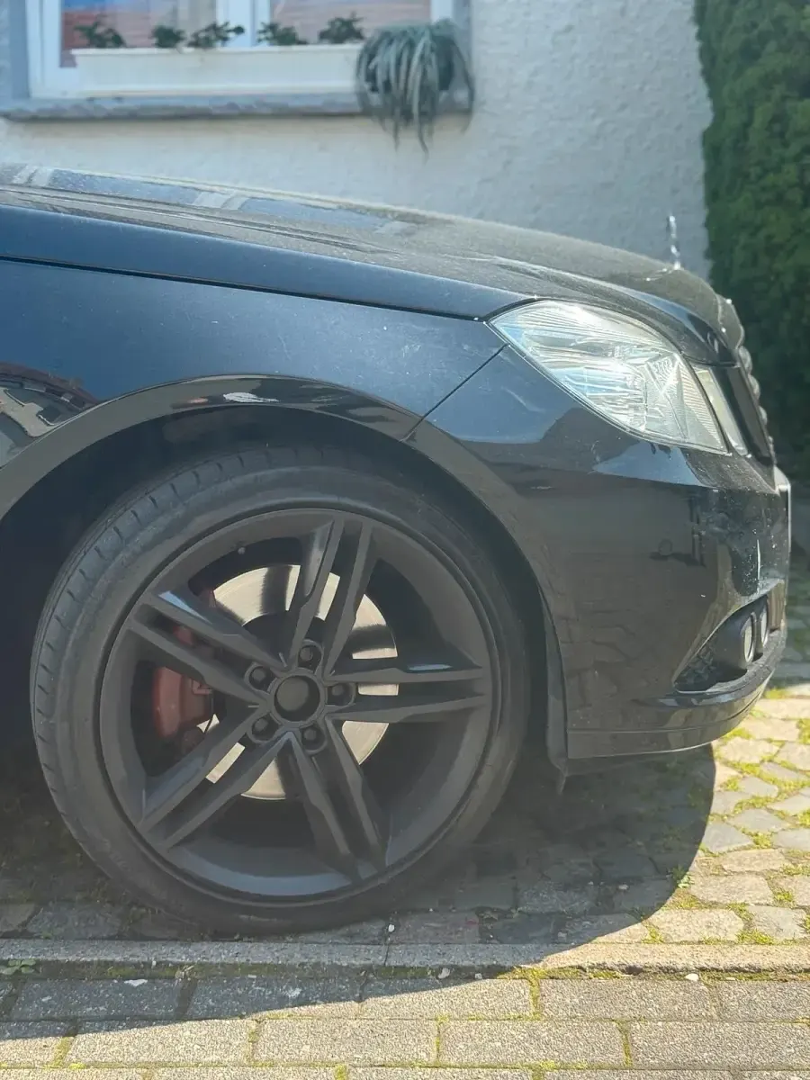 Gebraucht Mercedes E250 204 PS (150 kW) 2010 Schwarz Kombi