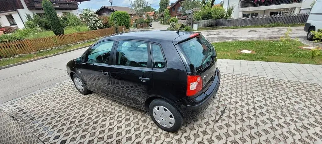Gebraucht VW Polo Comfortline 54 PS (39 kW) 2004 Schwarz Kleinwagen