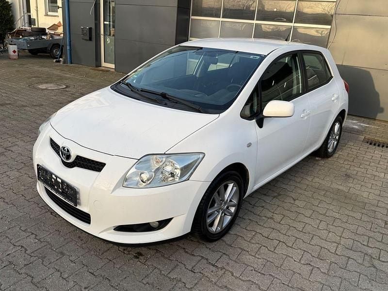 Gebraucht Toyota Auris Sol 124 PS (91 kW) 2008 Weiß Kleinwagen