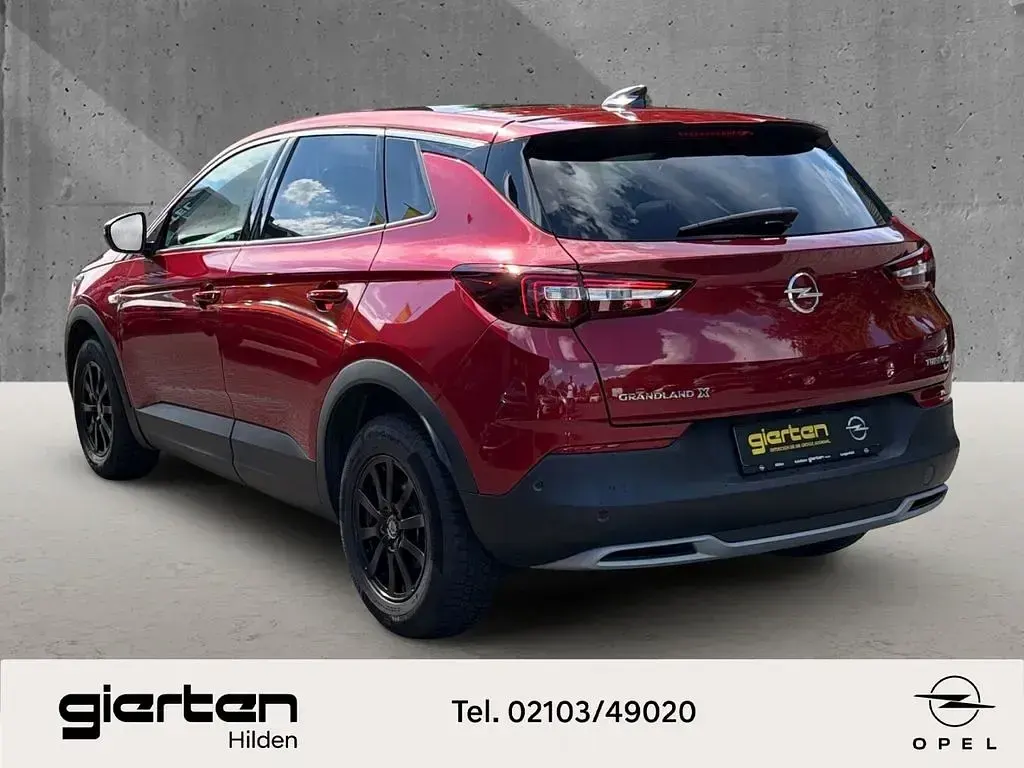 Gebraucht Opel Grandland X Innovation 120 PS (88 kW) 2017 Rot SUV