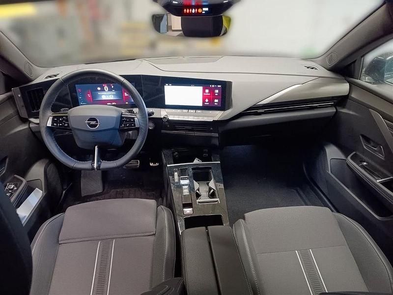 Gebraucht Opel Astra 131 PS (96 kW) 2024 Schwarz Kombi