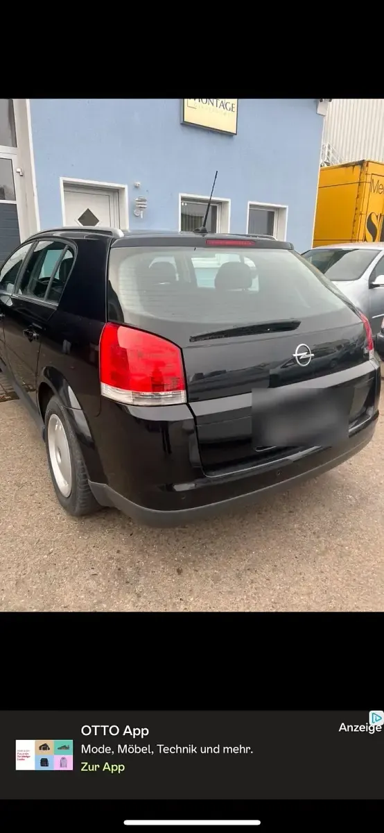 Second-hand Opel Signum 155 CP (114 kW) 2003 Negru Hatchback