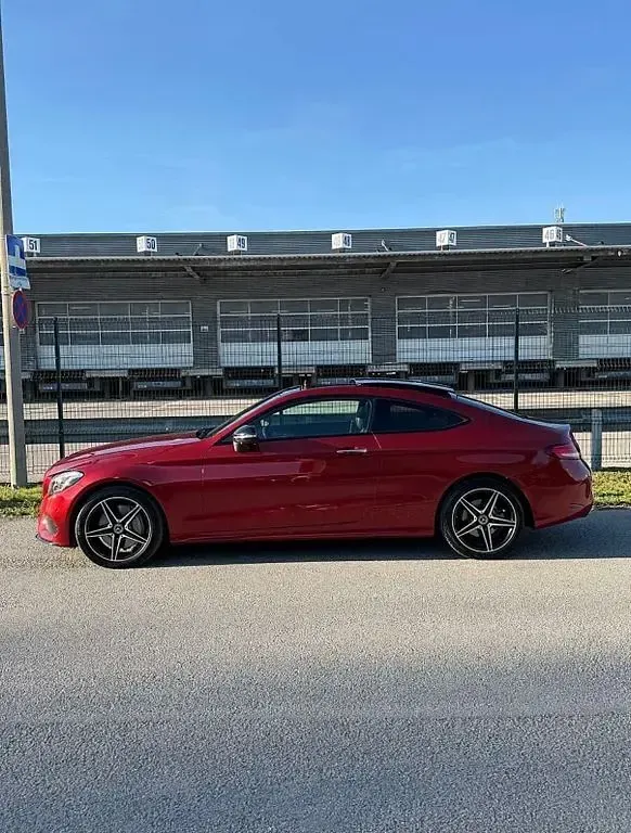 Gebraucht Mercedes C400 AMG line 333 PS (244 kW) 2017 Rot