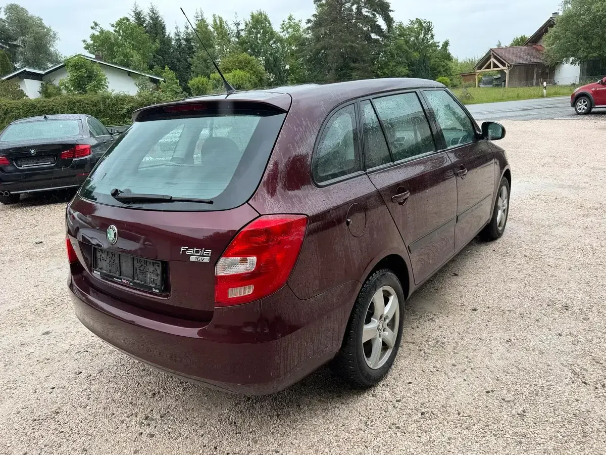 Gebraucht Skoda Fabia 86 PS (63 kW) 2010 Rot Kombi