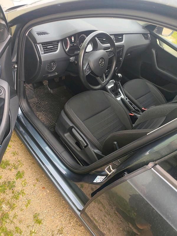 Gebraucht Skoda Octavia 116 PS (85 kW) 2018 Grau Kombi