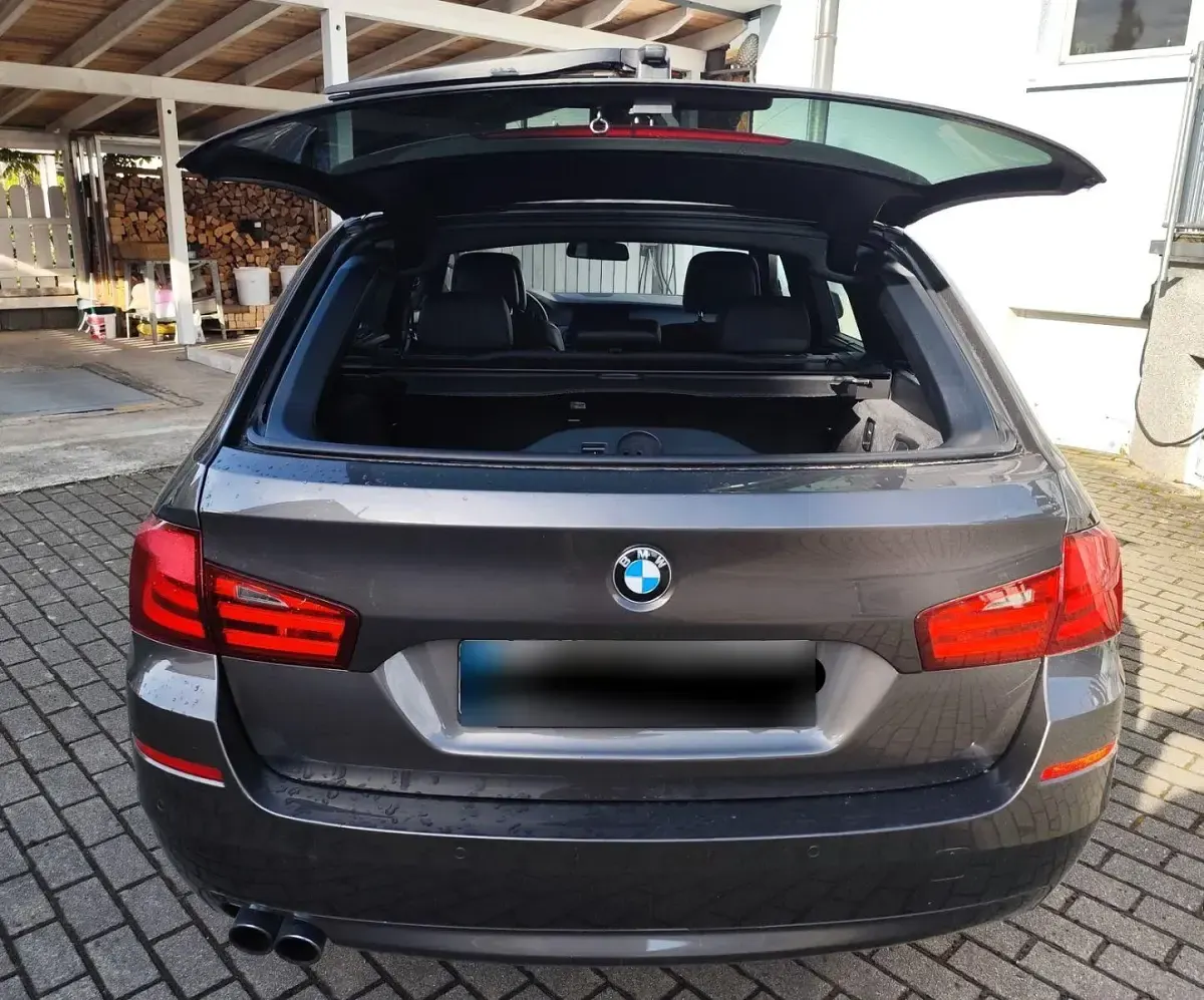 Gebraucht BMW 520 Performance 184 PS (135 kW) 2011 Andere farben Kombi