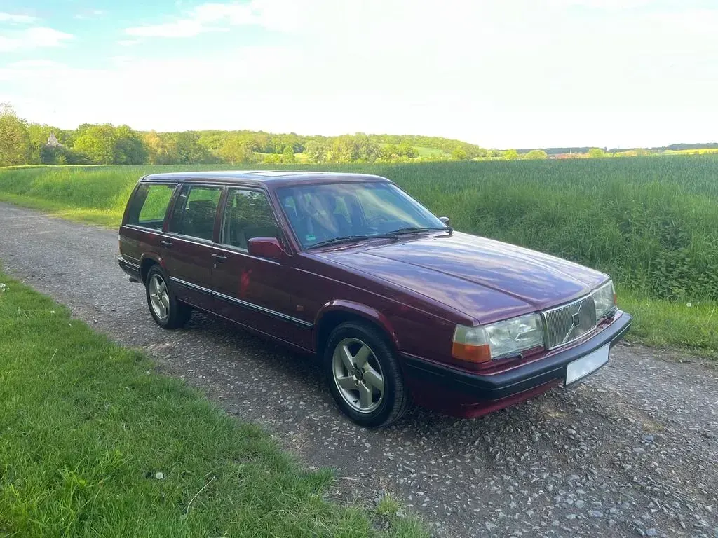 Usata Volvo 940 135 CV (99 kW) 1996 Rosso Station wagon