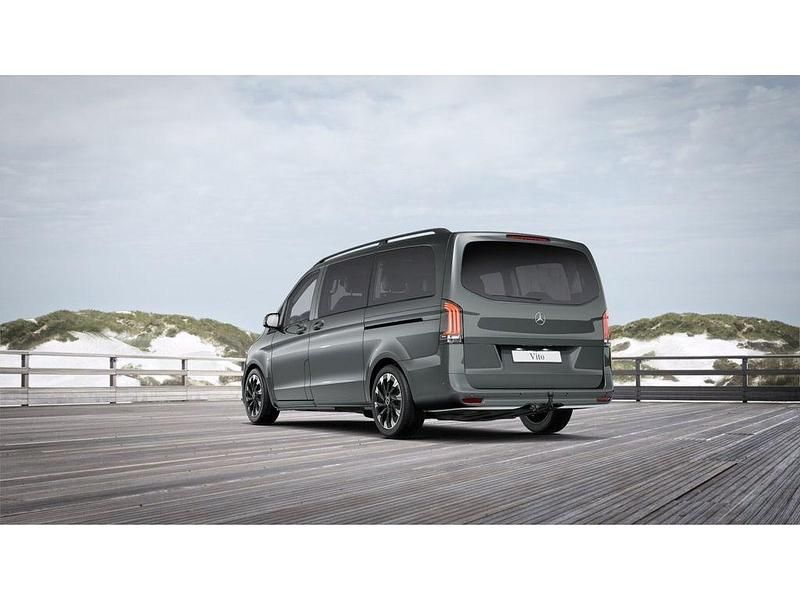 Gebraucht Mercedes Vito 237 PS (174 kW) 2025 Graphitgrau Van