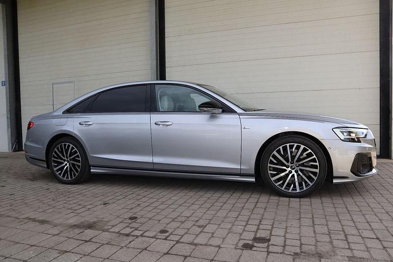 Gebraucht Audi A8L Exclusive 462 PS (339 kW) 2025 Silber Limousine