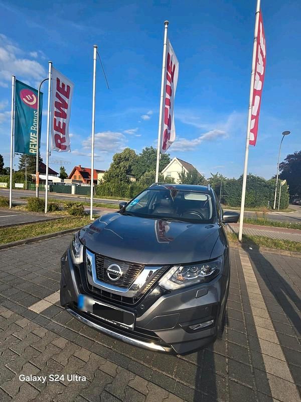 Gebraucht Nissan X-Trail 177 PS (130 kW) 2018 Silber SUV