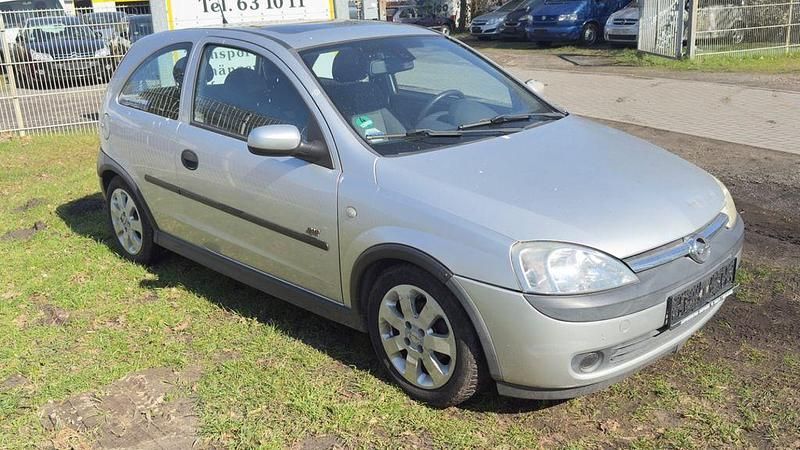 Gebraucht Opel Corsa Sport 75 PS (55 kW) 2002 Silber Kleinwagen