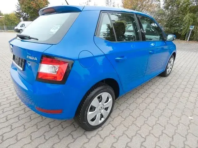Usata Skoda Fabia Cool Plus 60 CV (44 kW) 2019 Blu Utilitaria