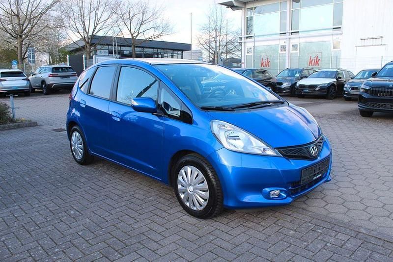 Gebraucht Honda Jazz Exclusive 99 PS (72 kW) 2014 Blau Kleinwagen