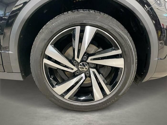 Gebraucht VW T-Roc Cabriolet R-line 150 PS (110 kW) 2022 Deep black perleffekt Cabrio