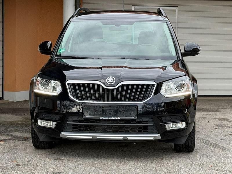Gebraucht Skoda Yeti Drive 150 PS (110 kW) 2017 Schwarz SUV