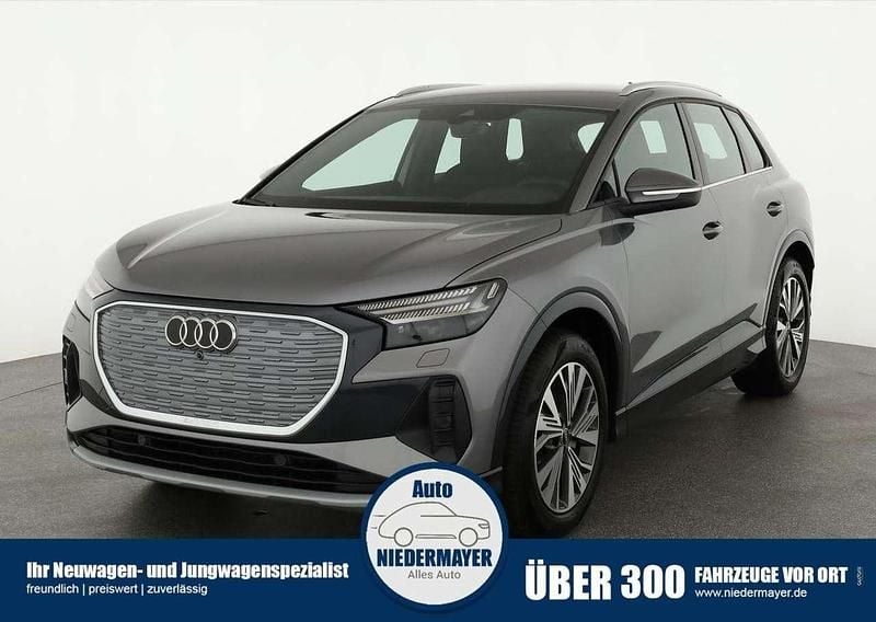 Grau Neu 2025 Audi Q4 e-tron Advanced SUV | 49.995 € (Superpreis) - Bild 1/4