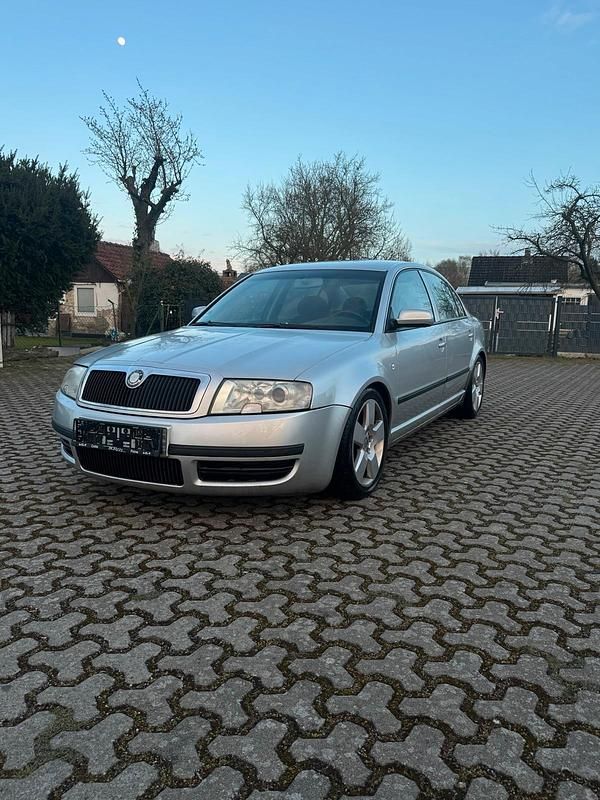 Gebraucht Skoda Superb 150 PS (110 kW) 2002 Silber Limousine