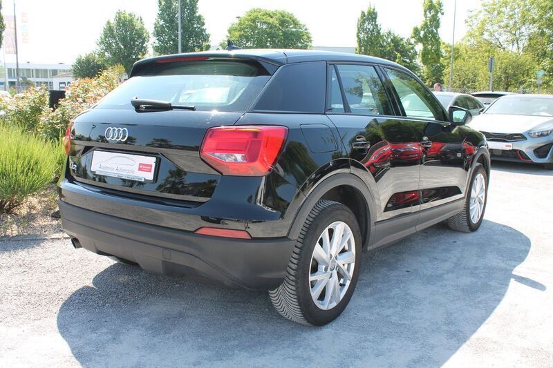 Gebraucht Audi Q2 116 PS (85 kW) 2019 Schwarz SUV
