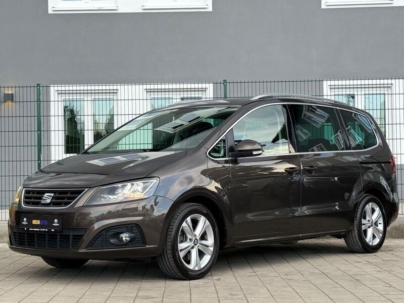 Oak braun Gebraucht 2018 Seat Alhambra FR-Line Van / Kleinbus | 23.990 € (Fairer Preis) - Bild 1/4