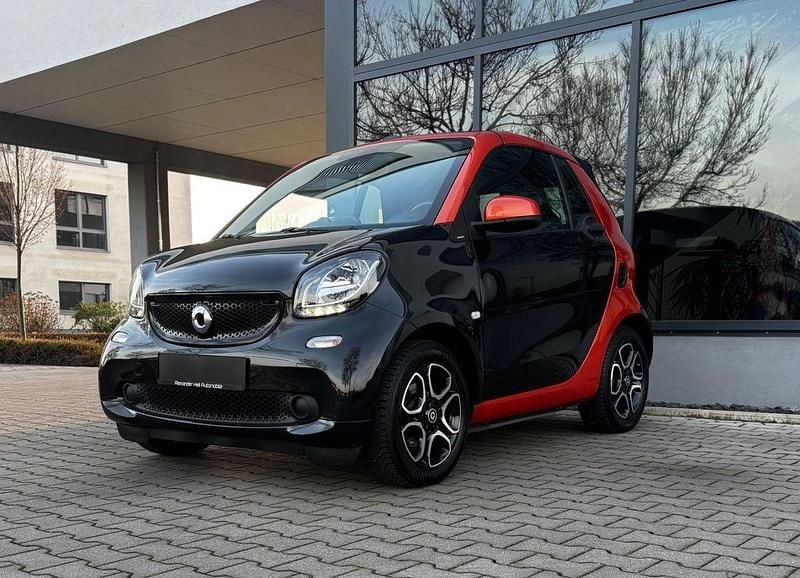 Gebraucht Smart ForTwo Cabrio 71 PS (52 kW) 2017 Schwarz Cabrio