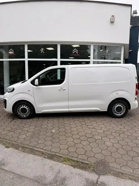 Gebraucht Peugeot Expert Premium 179 PS (131 kW) 2018 Weiß Van