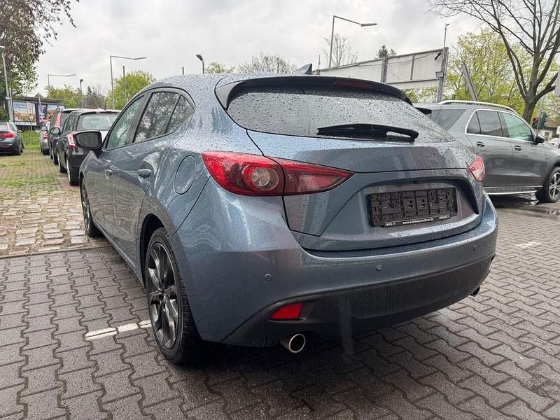 Usado Mazda 3 Sports-Line 150 HP (110 kW) 2016 Azul Sedan