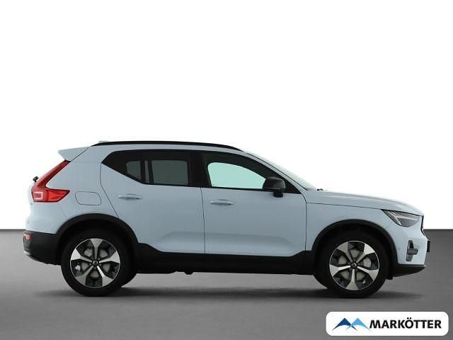 Neu Volvo XC40 Plus 197 PS (144 kW) 2026 Blau SUV
