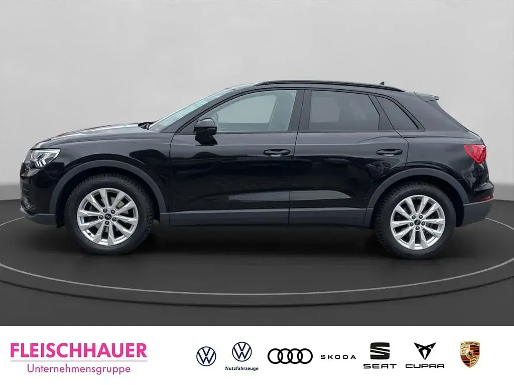 Second-hand Audi Q3 Sport 150 CP (110 kW) 2023 Negru SUV