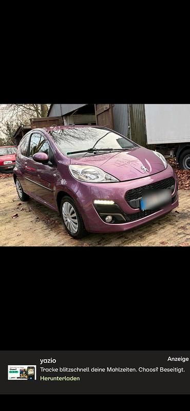 Gebraucht Peugeot 107 Envy 60 PS (44 kW) 2012 Violet Kleinwagen