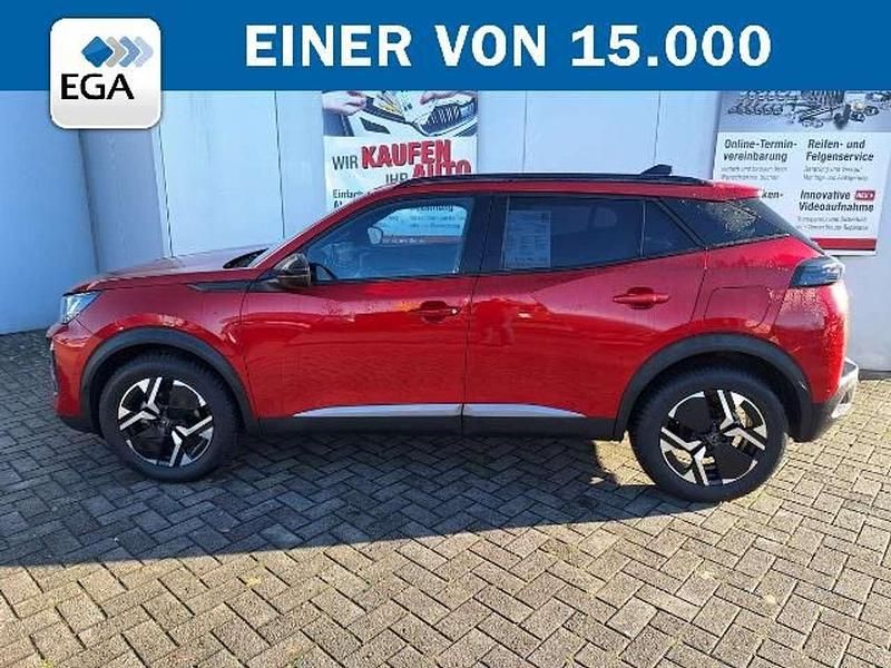 Gebraucht Peugeot 2008 131 PS (96 kW) 2024 Rot metallic SUV